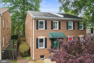 22 E Howell Ave, Alexandria, VA 22301