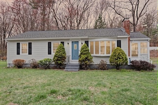 18 Walker St, Westborough, MA 01581