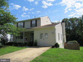 4729 John St, Suitland, MD 20746