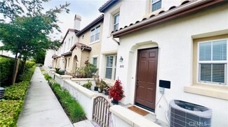 2652 W Madison Cir, Anaheim, CA 92801