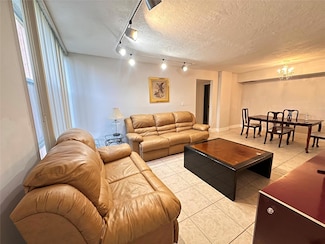 200 172nd St Unit 107, Sunny Isles Beach, FL 33160
