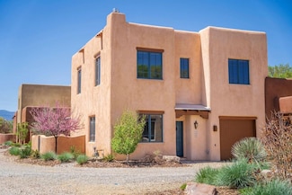 410 A Apache St Unit 410A, Taos, NM 87571