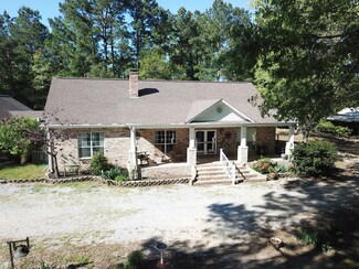 450 County Road 19, Stringer, MS 39481