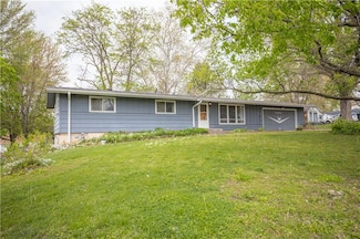 2007 Cedar St, Trenton, MO 64683