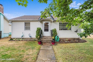 301 N Third St, Osburn, ID 83849