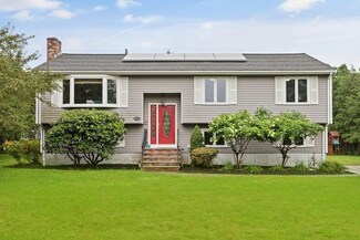 14 Flintlock Rd, Sharon, MA 02067