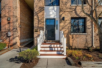 33 Maplewood Ave Unit 21, Gloucester, MA 01930