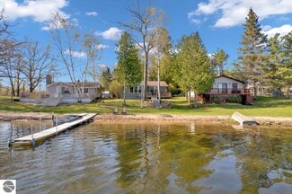 8022 Long Lake Rd, Hale, MI 48739