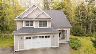 31 Hart Rd, Warren, ME 04864