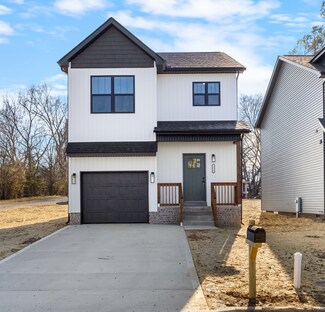 2141 Sanders Rd, Clarksville, TN 37043