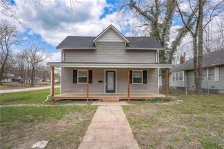 301 E 12th St, Pleasanton, KS 66075