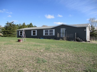 416 W 10th St, Gordon, NE 69343
