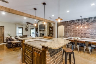 127 Tankersley Ln, Weatherford, TX 76087