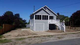 1030 Birch St, Montara, CA 94037