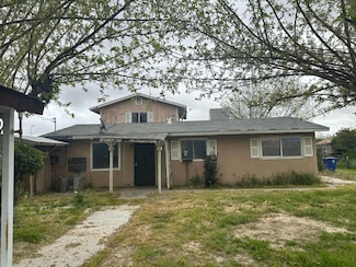 1072 S Vineland Ave, Kerman, CA 93630