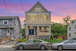 10 Vermont St, Maplewood, NJ 07040