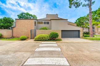 880 Tully Rd Unit 29, Houston, TX 77079