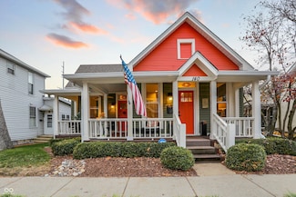 140 N Main St, Zionsville, IN 46077