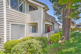 1059 Shadowridge Dr Unit 9, Vista, CA 92081