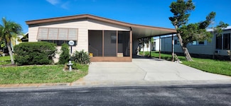 5707 45th St E, Bradenton, FL 34203