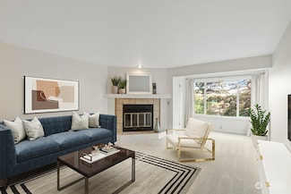 150 NE 95th St Unit 202, Seattle, WA 98115