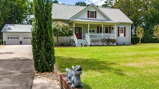 505 Ragan Rd, Oriental, NC 28571
