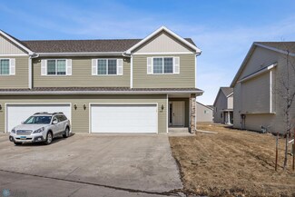 1228 S Beach Way, West Fargo, ND 58078