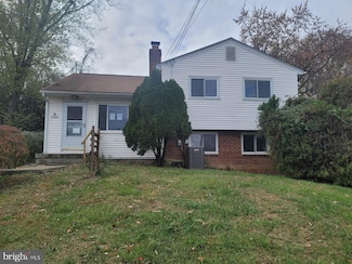 13200 Conrad Ct, Woodbridge, VA 22191