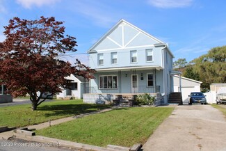 31 Moosic St, Wyoming, PA 18644