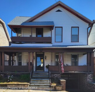76 Washington St, Carbondale, PA 18407