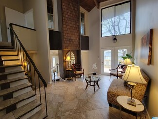 1 Berrywood Dr Unit 1A, Vestavia Hills, AL 35216