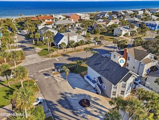 600 1st St, Neptune Beach, FL 32266