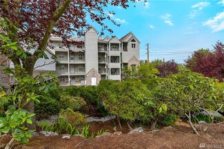 705 N State St Unit 102, Bellingham, WA 98225
