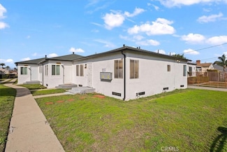 1525 W 105th St, Los Angeles, CA 90047
