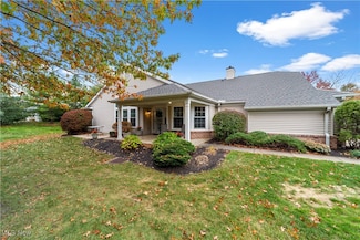 62 Community Dr Unit 86, Avon Lake, OH 44012