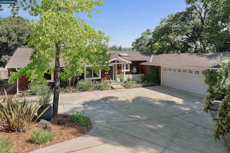 23 Timber Ln, Lafayette, CA 94549