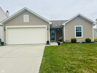6331 Enclave Blvd, Greenwood, IN 46143