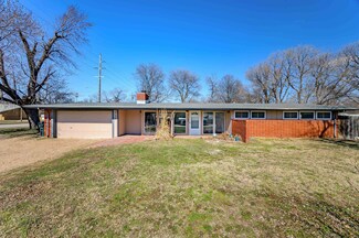 1730 W 32nd St N, Wichita, KS 67204