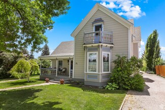 52 E 1st St S, Paris, ID 83261
