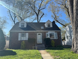 342 Garfield Ave, West Hempstead, NY 11552