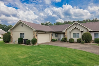 4 Isla Mujeres Ct, Hot Springs Village, AR 71909