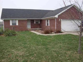 302 Mulberry St, Sulphur Springs, IN 47388