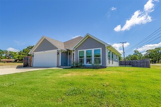 301 Highland Blvd, Little Elm, TX 75068