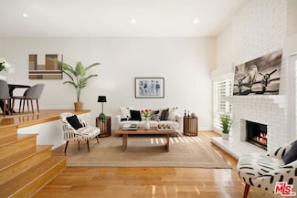 11033 Massachusetts Ave Unit 23, Los Angeles, CA 90025