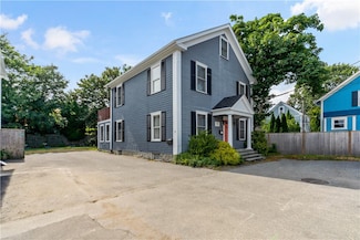 6 Gladding Ct Unit 1, Newport, RI 02840