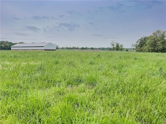 13839 White Oak Rd, Fayetteville, AR 72704