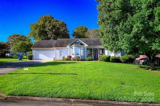 125 Charles St, Forest City, NC 28043