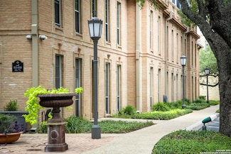 7707 Broadway Unit 24A, San Antonio, TX 78209