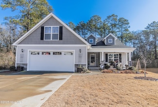 214 Pastoral Ct, Sneads Ferry, NC 28460