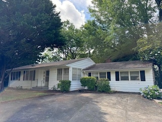 95 Jones St, Dahlonega, GA 30533